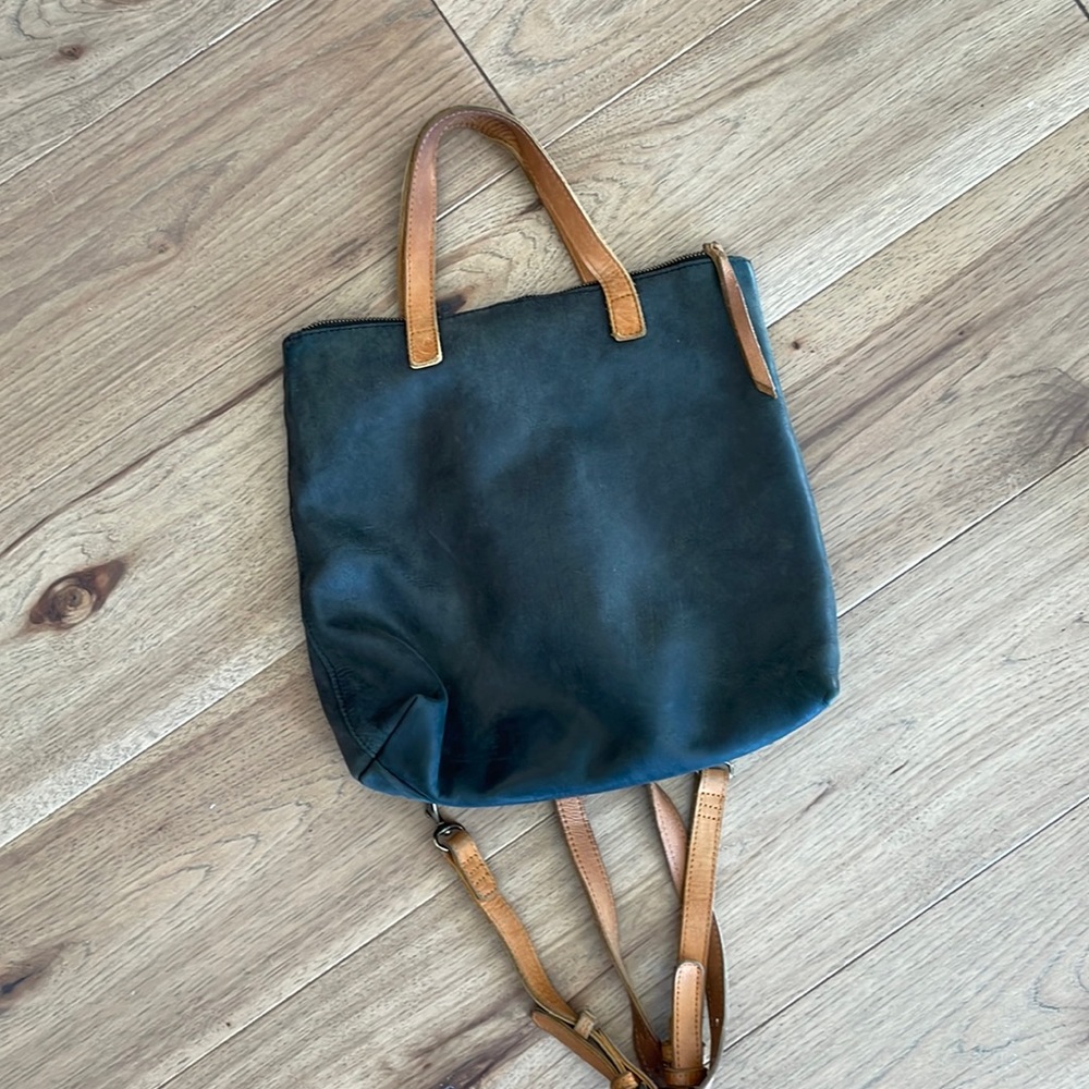 Able leather backpack - black